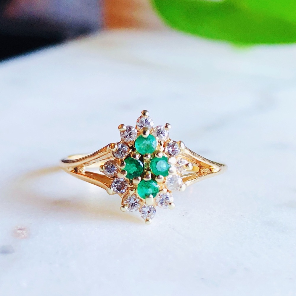 Estate 14K Gold Diamond Emerald Cluster Ring